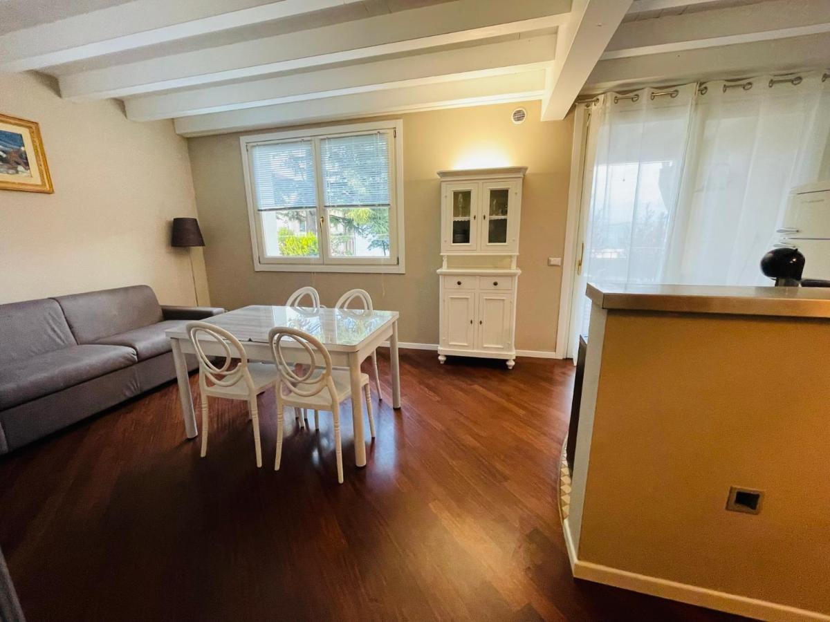 Ferienwohnung Desehouse Desenzano del Garda Exterior foto